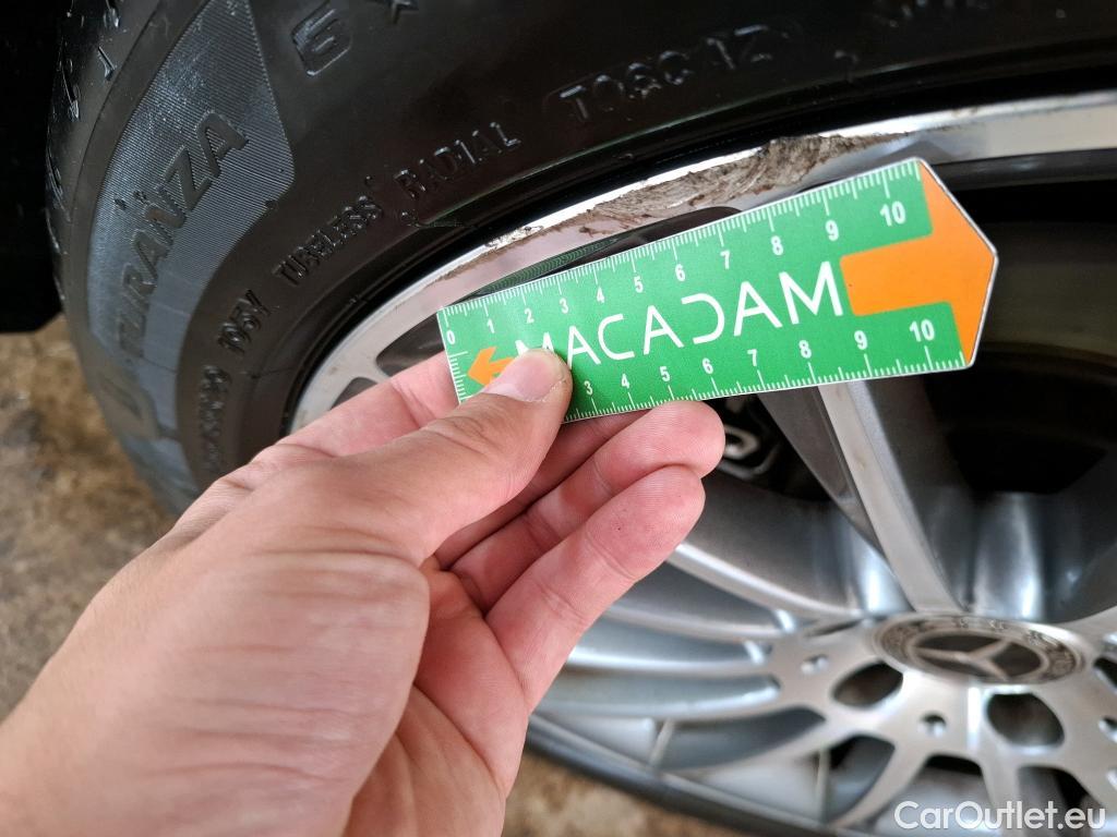  Mercedes  G-Klasee MERCEDES-BENZ GLC / 2019 / 5P / SUV 2.0 GLC 220 D AMG LINE 4MATIC #18