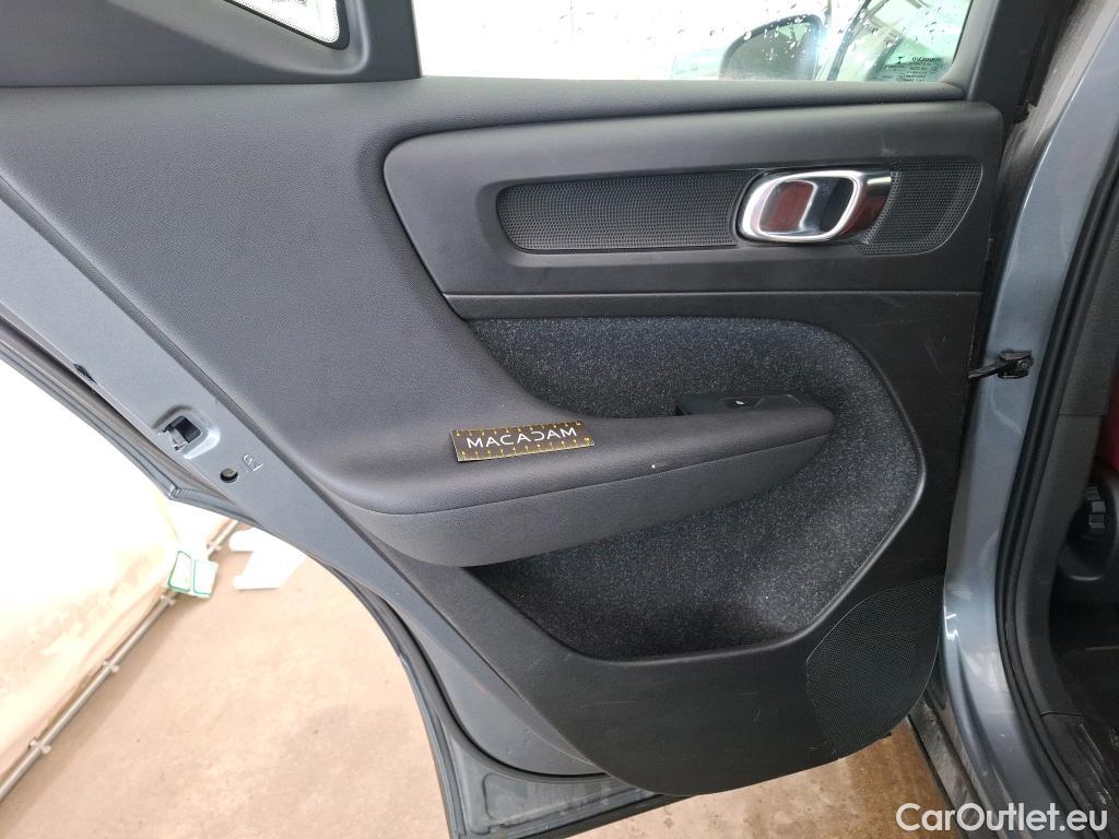  Volvo  XC 40 VOLVO XC40 5p SUV D4 AWD AdBlue 190 Geartro 8 Momentum #10