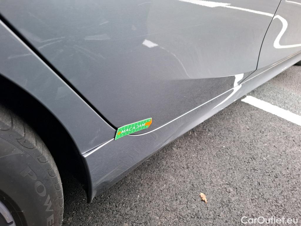  Bmw  Serie 3 BMW Série 3 Touring / 2022 / 5P / Break 318i 156ch Business Design BVA8 #13