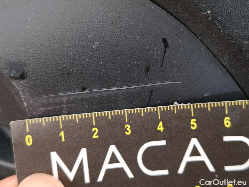  Opel  Combo OPEL  / 2018 / 4P / Fourgonnette 1.5 diesel 100chL1H1/stand CARGO PACK C #39