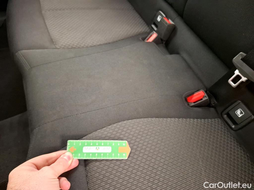  Bmw  Serie 1 BMW Série 1 / 2019 / 5P / Berline 116i DKG7 Business Design #17