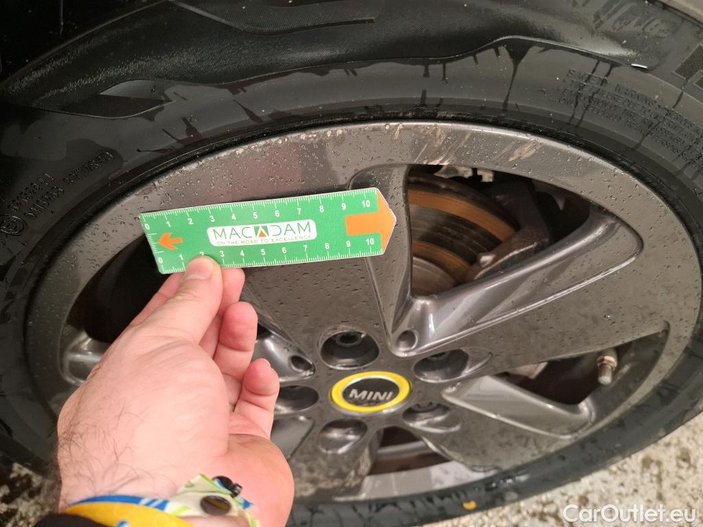  Mini  Mini   / 2021 / 3P / Berline Cooper SE Finition Essential 184 ch BVA #3