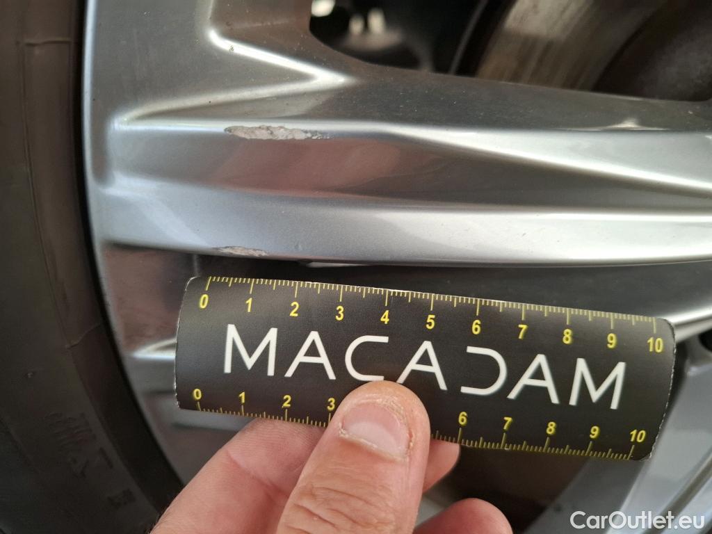  Volkswagen  T-ROC VOLKSWAGEN  / 2017 / 5P / SUV 1.5 TSI 150 EVO R-LINE DSG7 #11