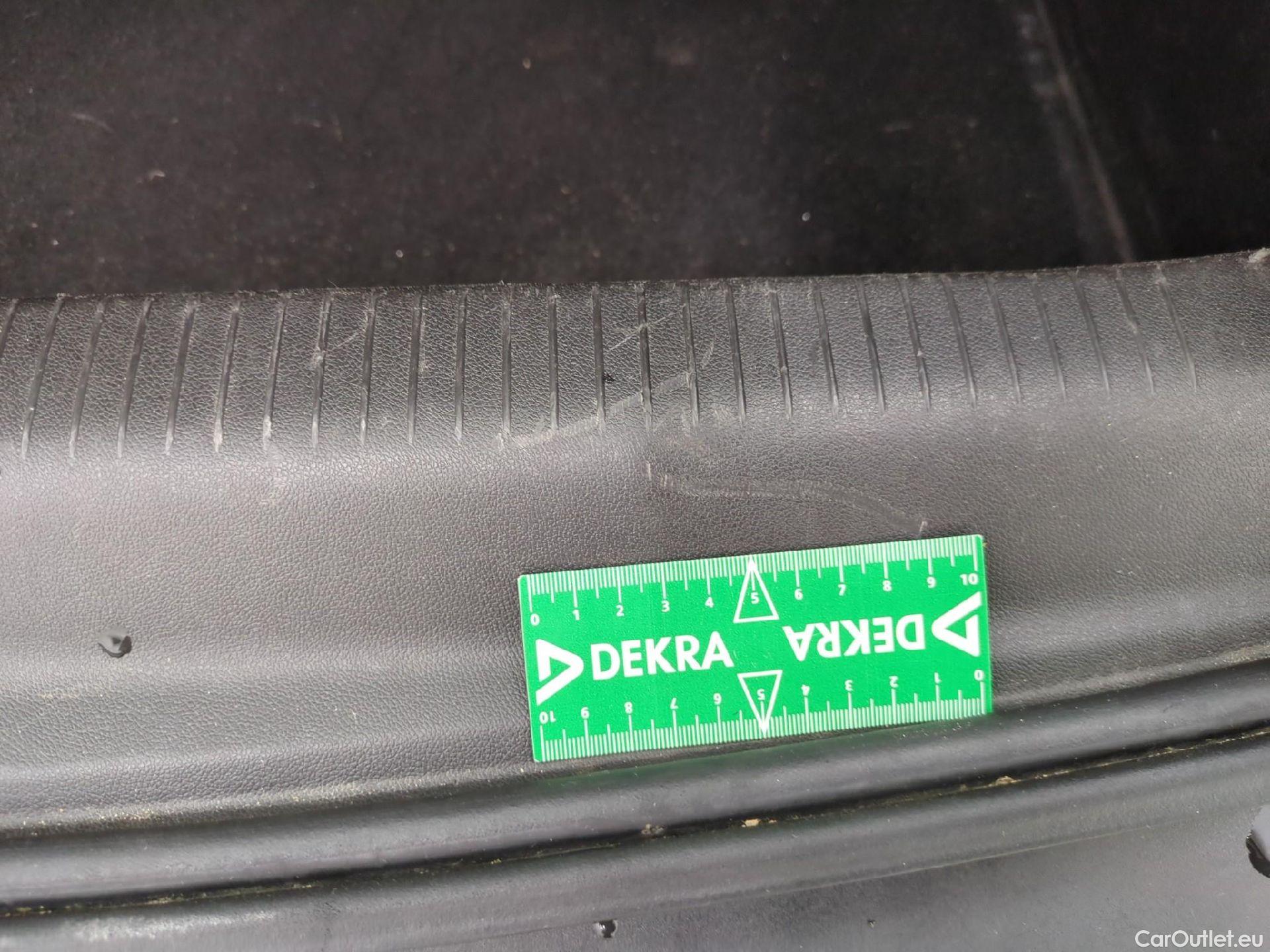  Opel  Crossland  X Business Elegance 1.5 120CV BVA6 E6d #9