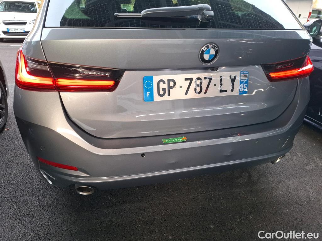  Bmw  Serie 3 BMW Série 3 Touring / 2022 / 5P / Break 318i 156ch Business Design BVA8 #1