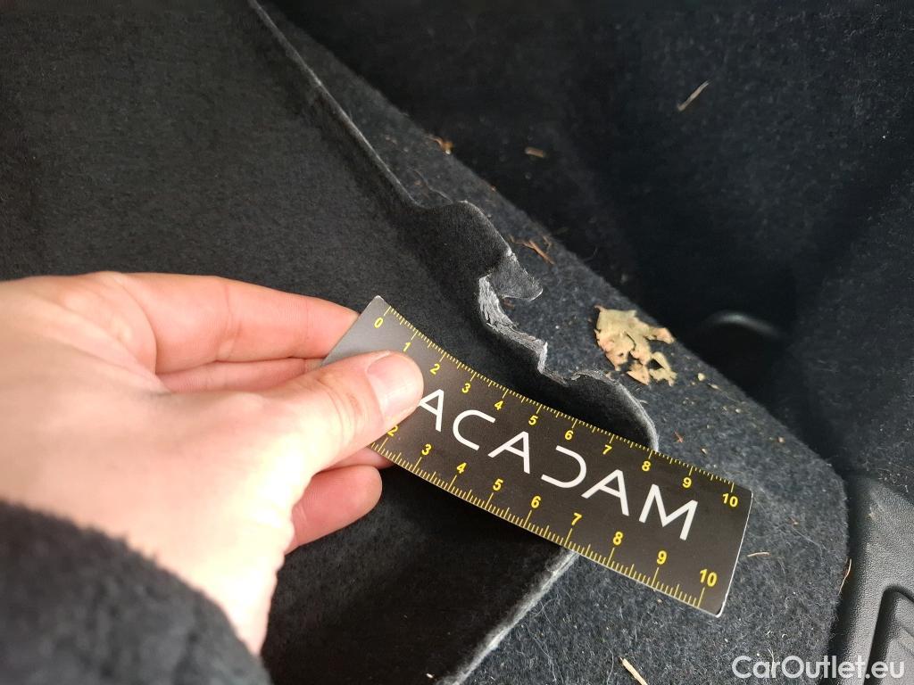  Volvo  XC 40 VOLVO XC40 5p SUV D4 AWD AdBlue 190 Geartro 8 Momentum #2