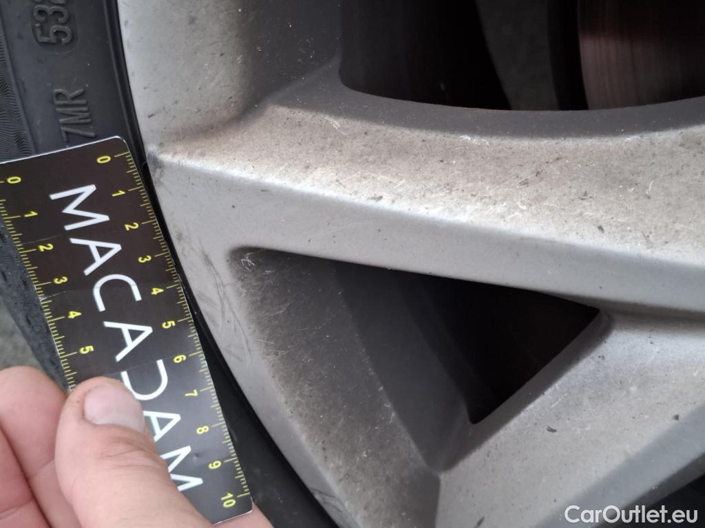  Seat  Leon SEAT  Sportstourer / 2020 / 5P / Break 2.0 TDI 150 DSG S&S Style Business #26