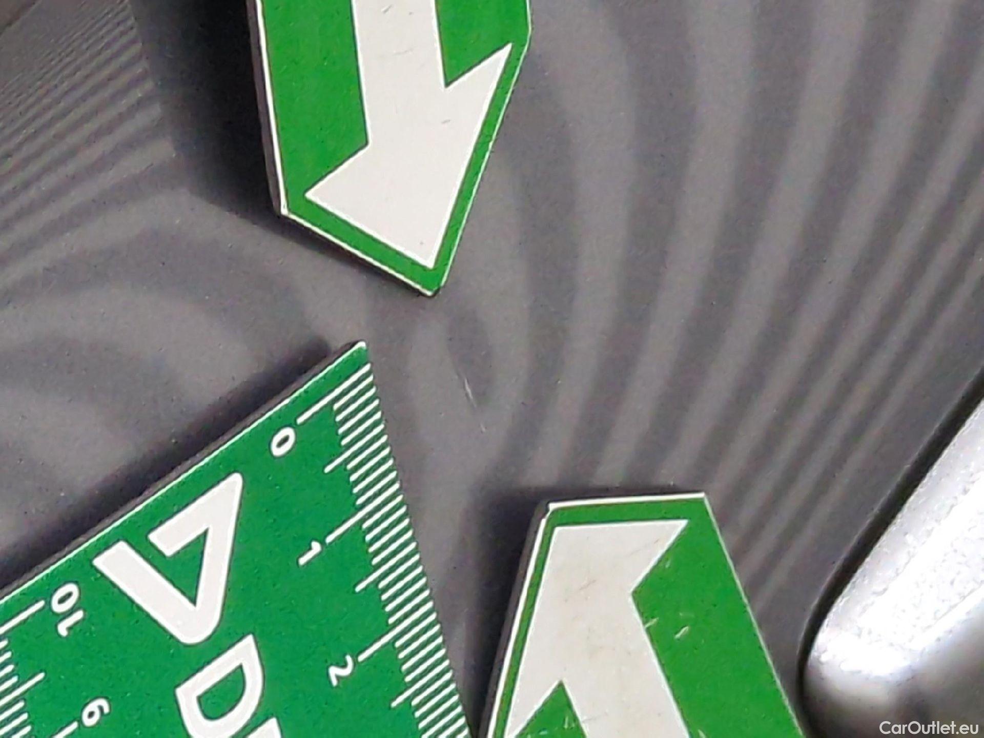  Opel  Crossland  X Business Elegance 1.5 120CV BVA6 E6d #40