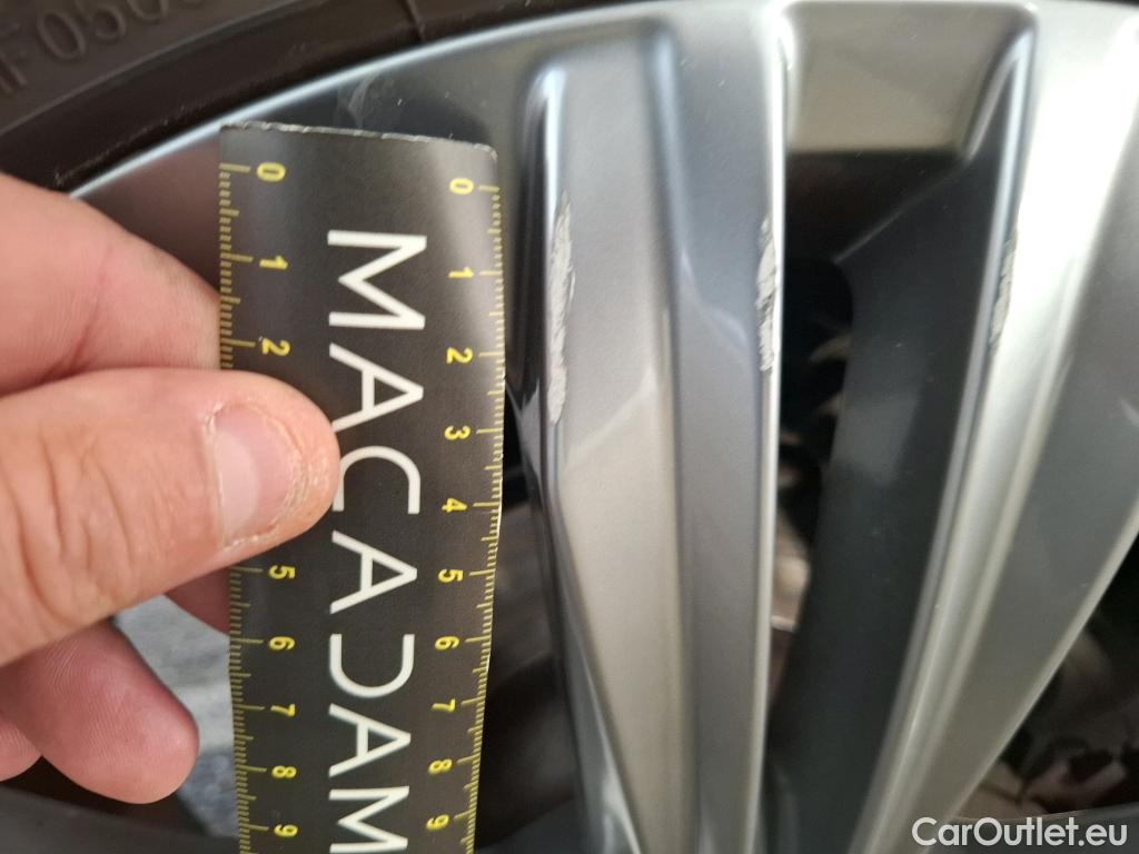  Volkswagen  T-ROC VOLKSWAGEN  / 2017 / 5P / SUV 1.5 TSI 150 EVO R-LINE DSG7 #12