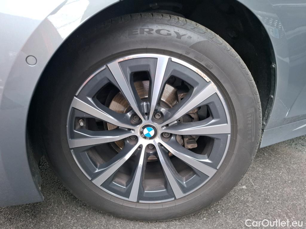  Bmw  Serie 3 BMW Série 3 Touring / 2022 / 5P / Break 318i 156ch Business Design BVA8 #16