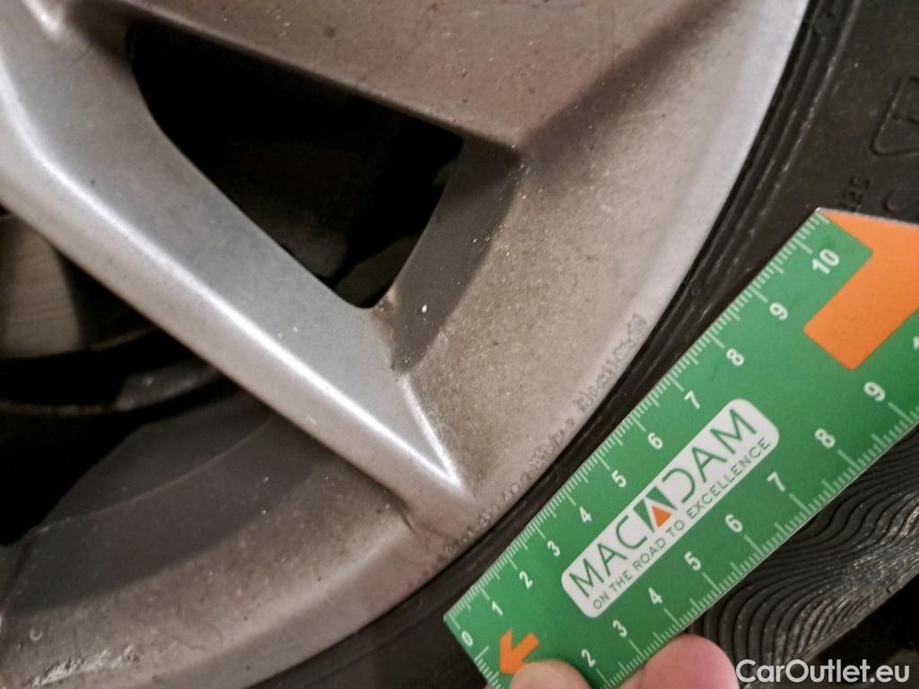  Audi  A4  Avant business line ultra 2.0 TDI 150CV BVA7 E6 #32