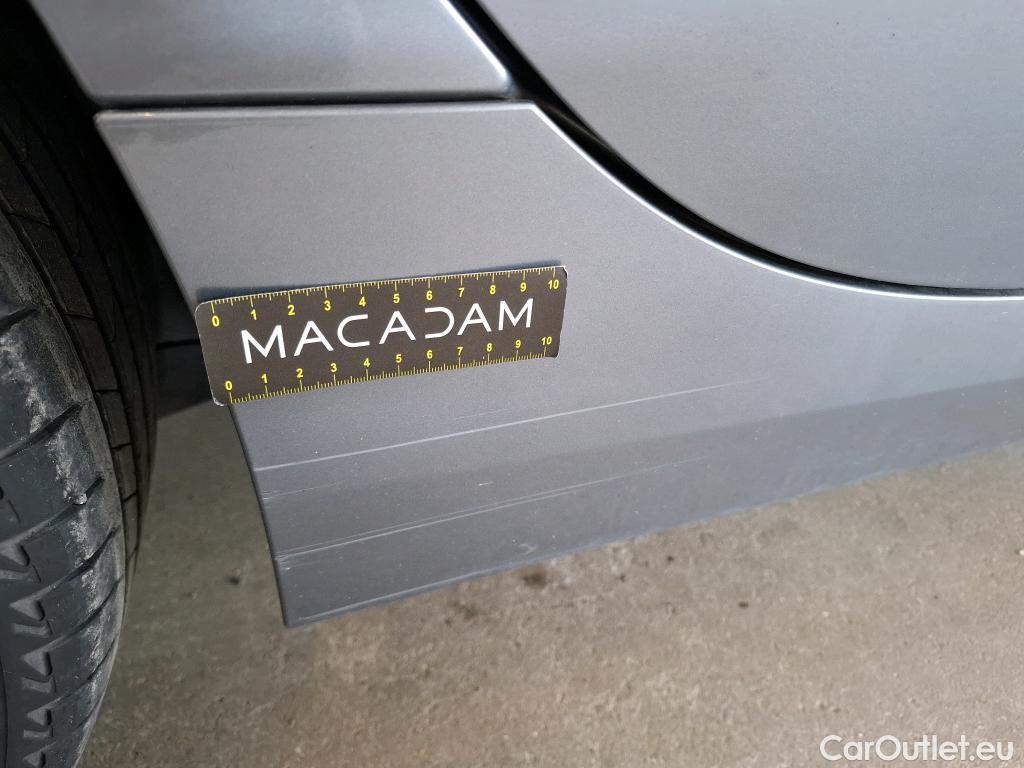  Bmw  Serie 1 BMW Série 1 / 2019 / 5P / Berline 116i DKG7 Business Design #22