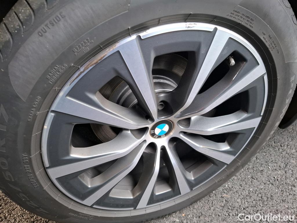  Bmw  Serie 3 BMW Série 3 Touring / 2022 / 5P / Break 318i 156ch Business Design BVA8 #31