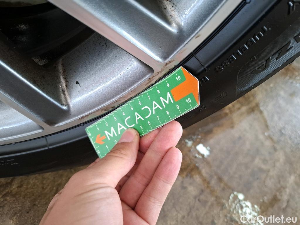  Mercedes  G-Klasee MERCEDES-BENZ GLC / 2019 / 5P / SUV 2.0 GLC 220 D AMG LINE 4MATIC #12