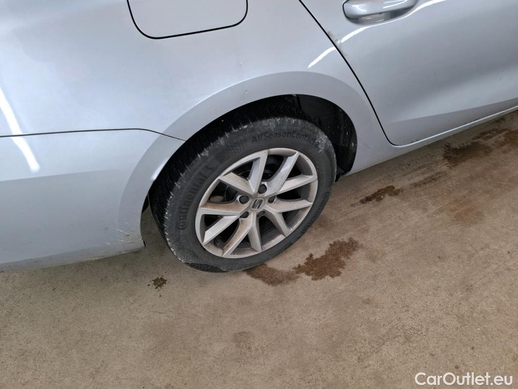  Seat  Leon SEAT  Sportstourer / 2020 / 5P / Break 2.0 TDI 150 DSG S&S Style Business #20