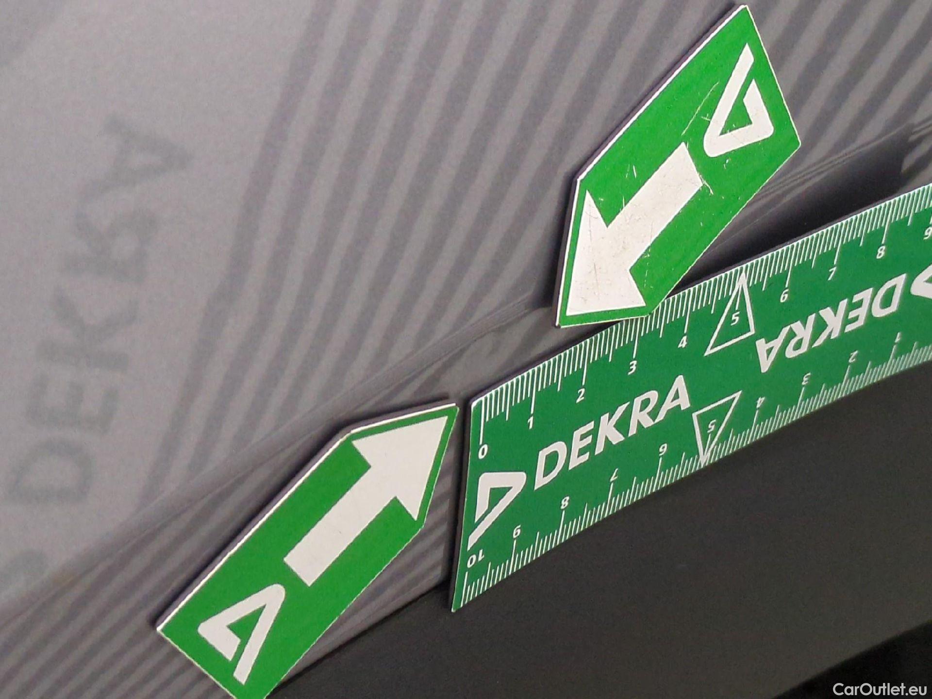  Opel  Crossland  X Business Elegance 1.5 120CV BVA6 E6d #33