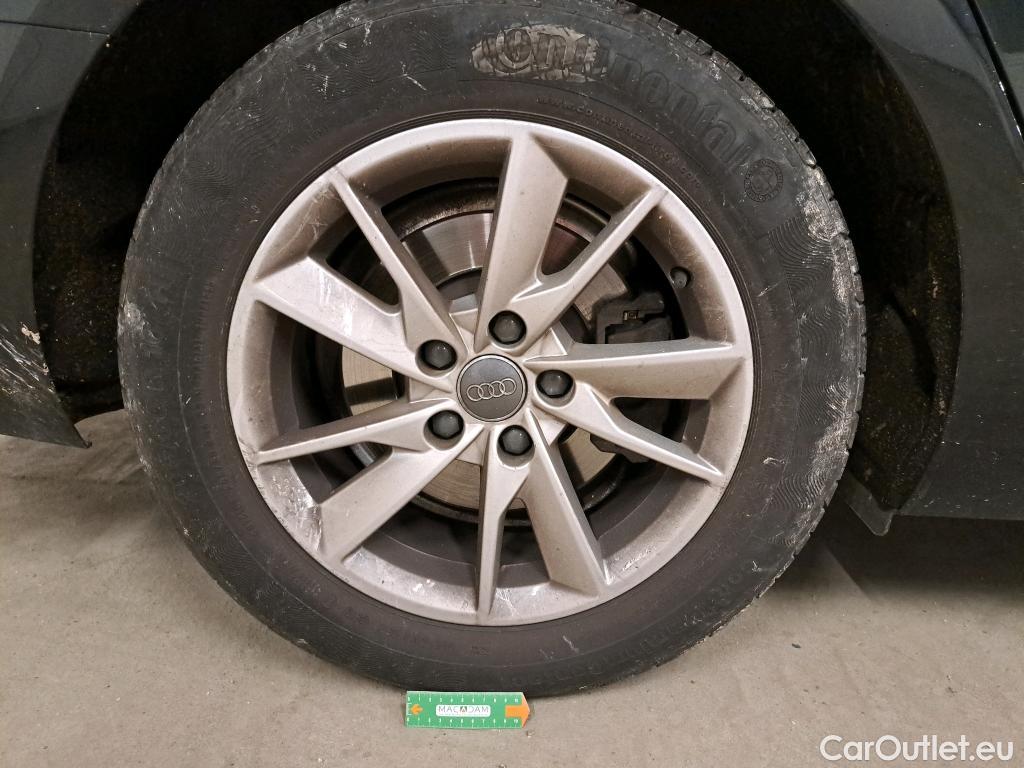  Audi  A4  Avant business line ultra 2.0 TDI 150CV BVA7 E6 #29