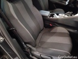  Peugeot  3008 PEUGEOT  / 2020 / 5P / SUV BLUEHDI 130 EAT8 SeS ACTIVE BUSINESS #68