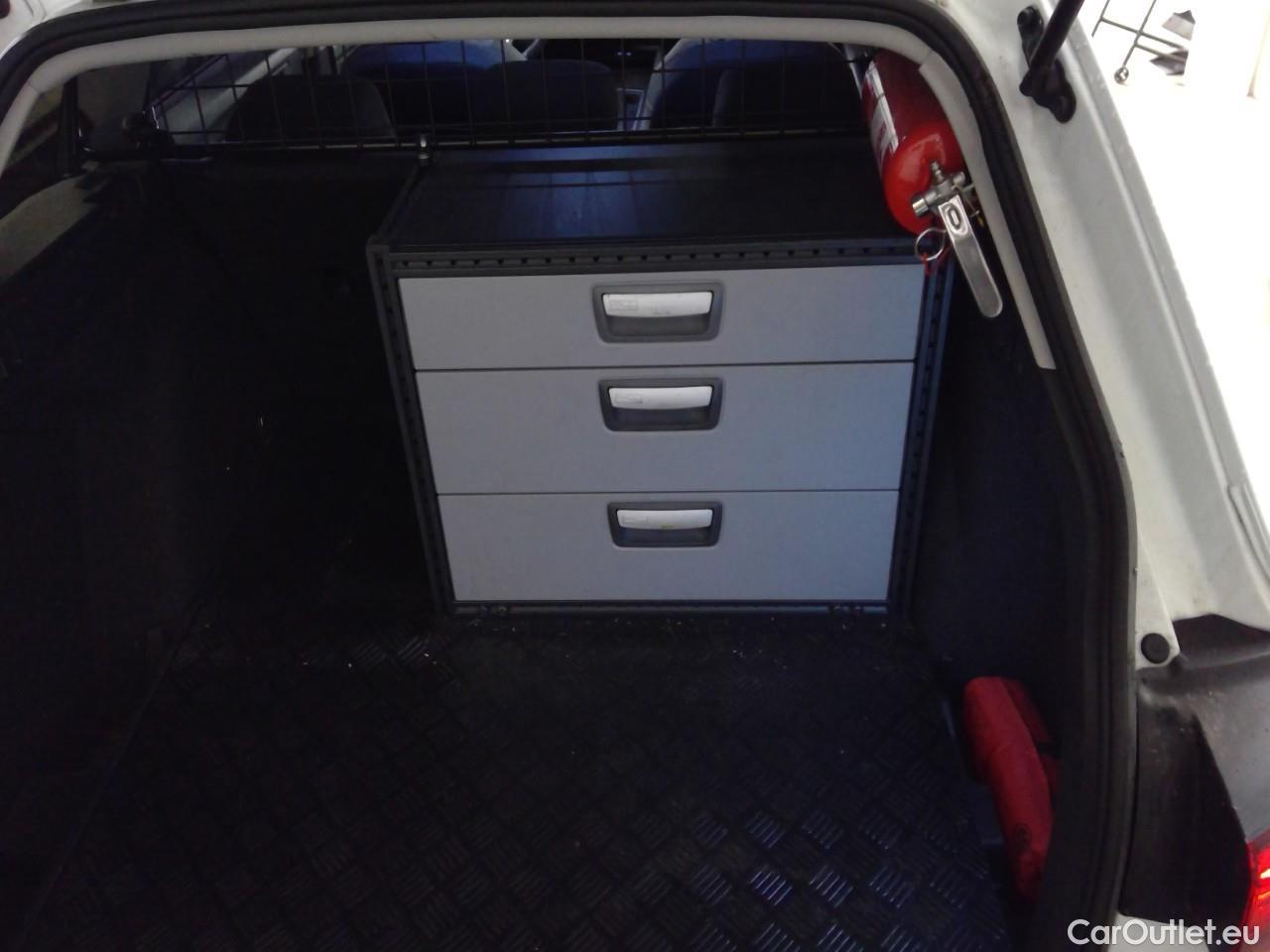  Volkswagen  Golf  SC 1.5 eTSI 130 Aut #5