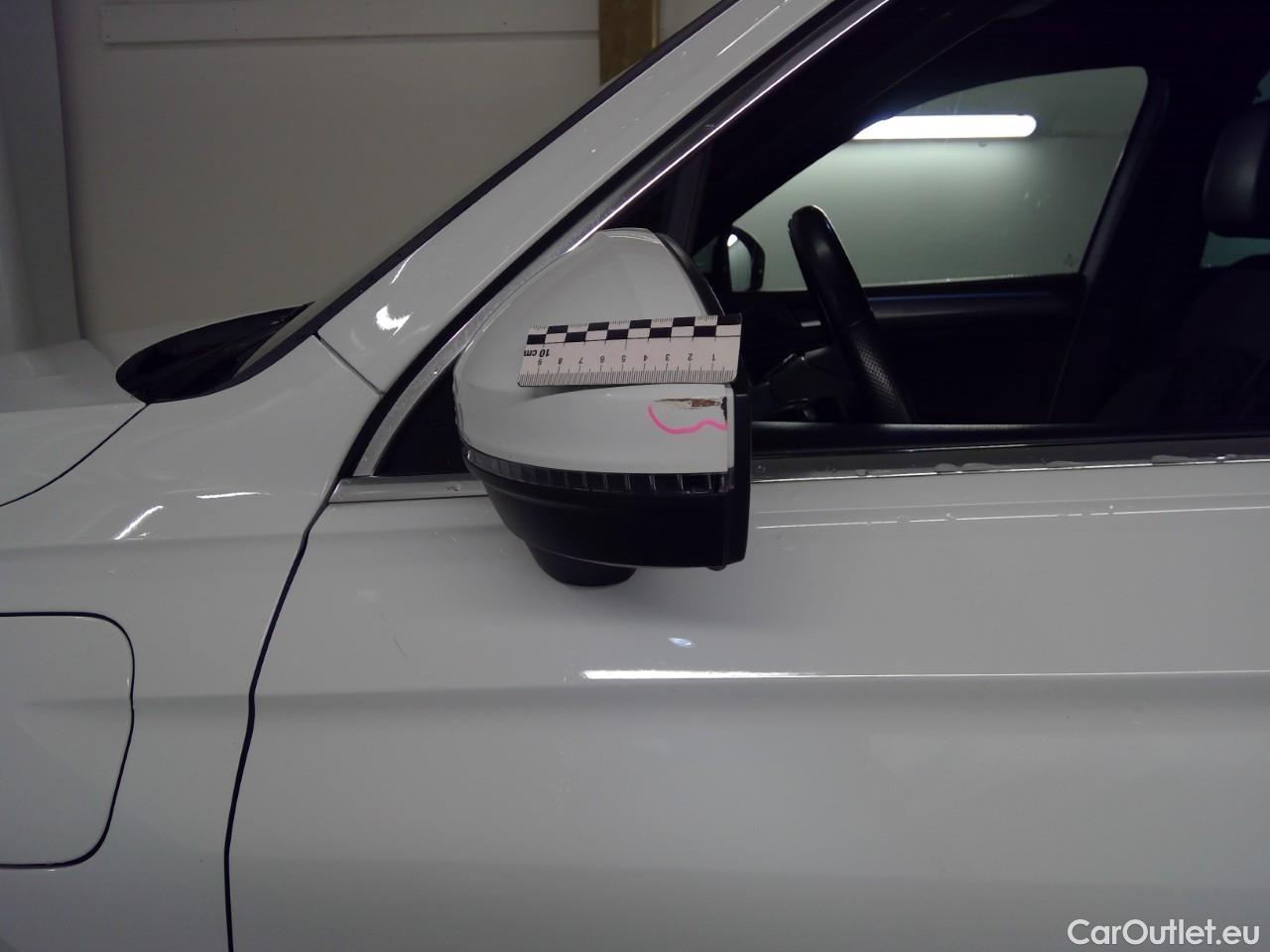  Volkswagen  Tiguan  eHyb 180 R-line Aut #8