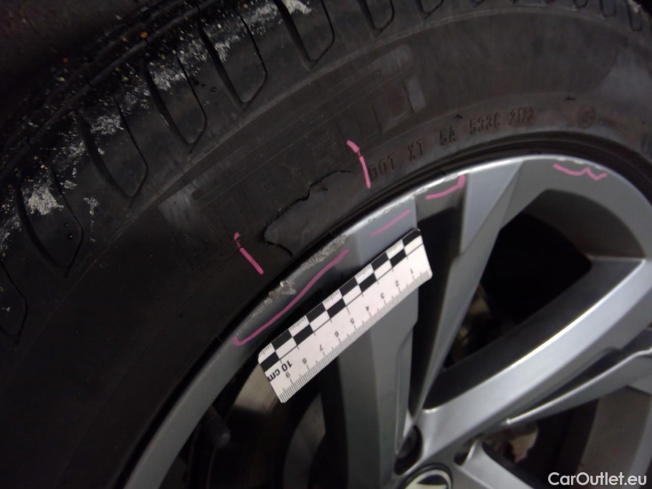  Volkswagen  Tiguan  eHyb 180 R-line Aut #33