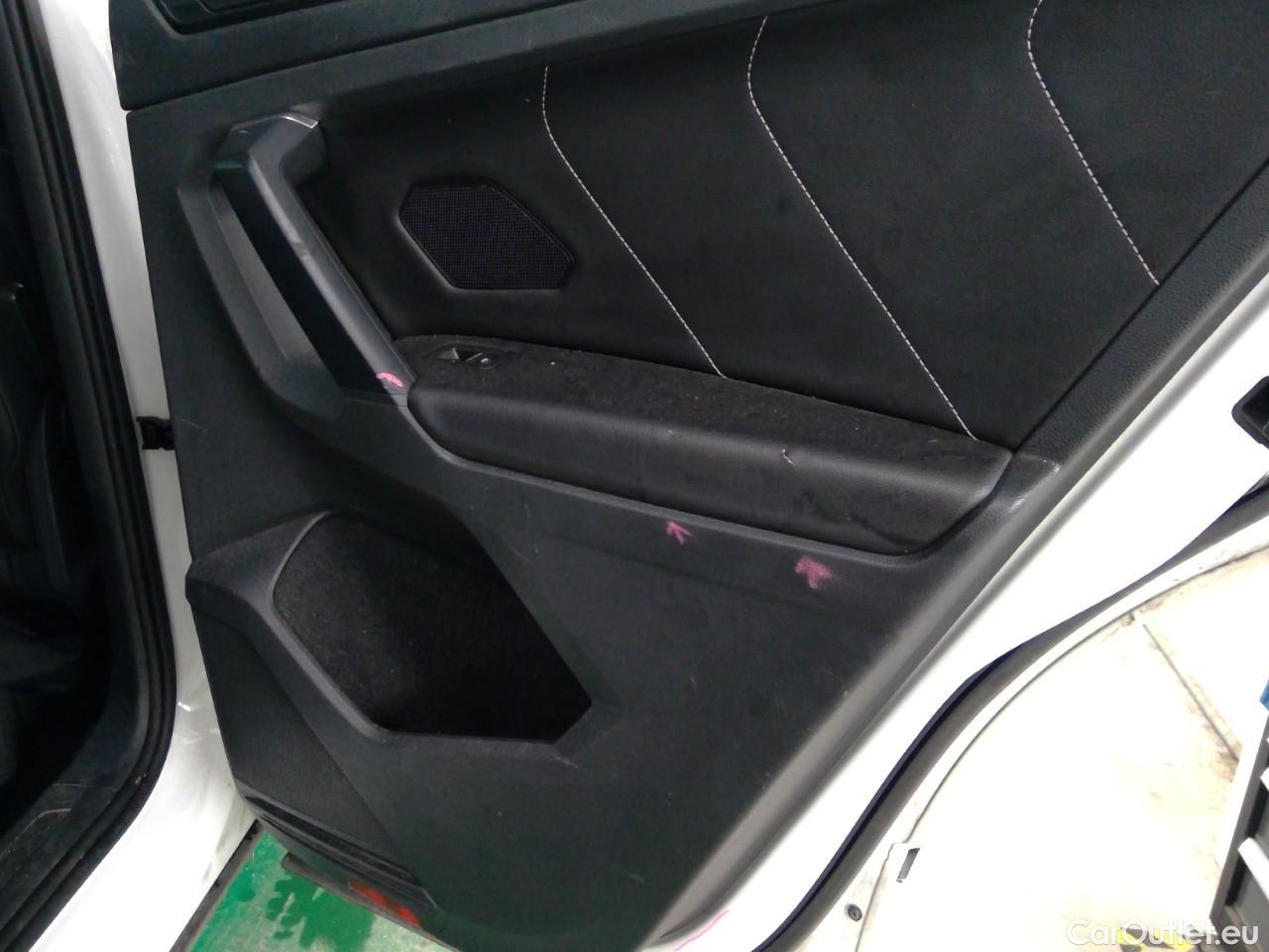  Volkswagen  Tiguan  eHyb 180 R-line Aut #40