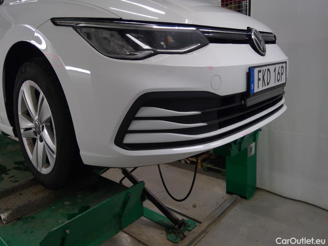  Volkswagen  Golf  SC 1.5 eTSI 130 Aut #9