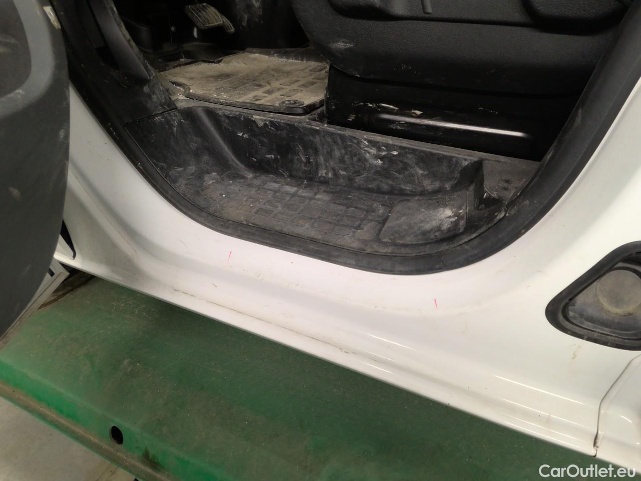  Peugeot  Expert e- 136 75kWh L2 PRO+ #20