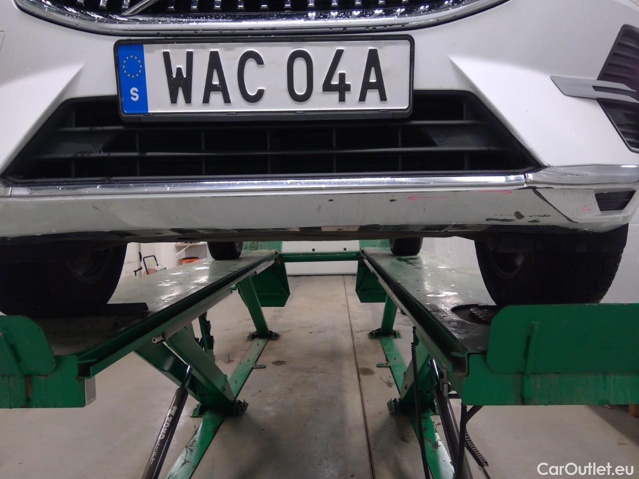  Volvo  XC60  T6 350 Co.Ed.Rec. AWD Aut #4