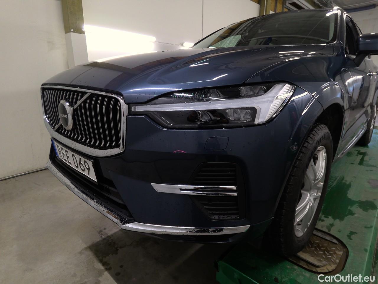  Volvo  XC60  T6 350 Co.Ed.Rec. AWD Aut #14