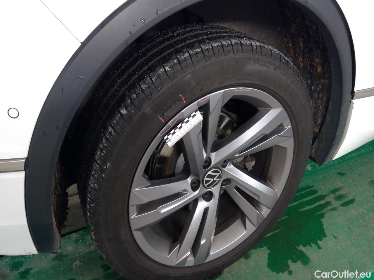  Volkswagen  Tiguan  eHyb 180 R-line Aut #32