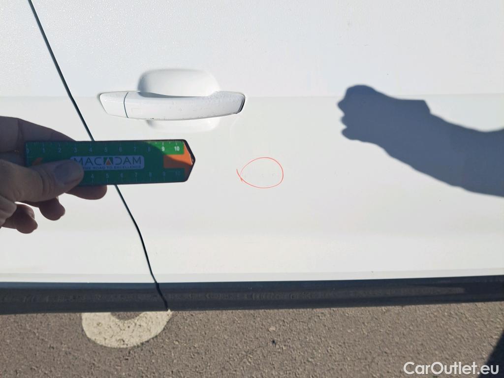  Audi  Q2 AUDI  / 2020 / 5P / todoterreno Advanced 35 TFSI 110kW (150CV) S tronic (AC) #10