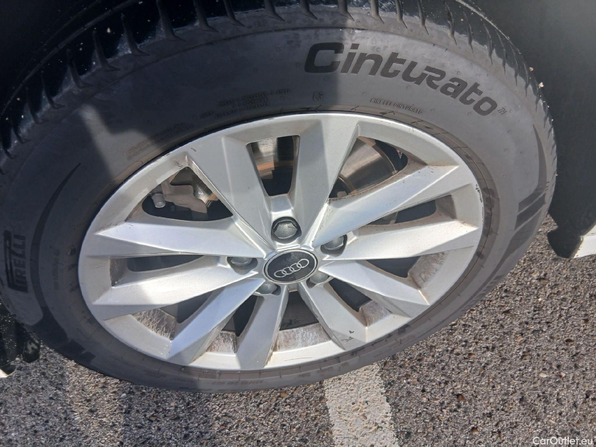  Audi  A3 AUDI  / 2020 / 5P / berlina con portón Sportback 30 TFSI 81kW (110CV) S tronic #10