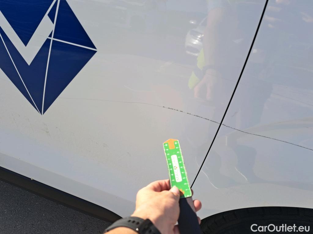  Citroen  Jumpy CITROEN  / 2016 / 4P / combi Combi Talla XL BlueHDi 120 S&S Confort #25