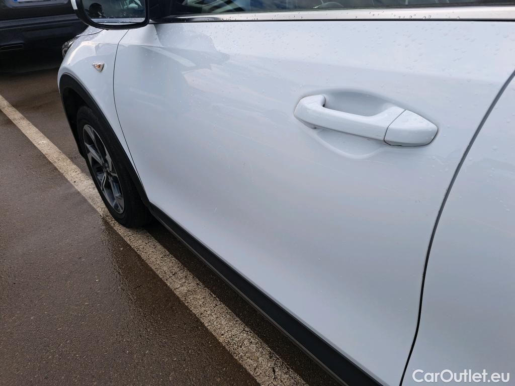  KIA  XCeed KIA  / 2019 / 5P / todoterreno 1.0 T-GDi Drive 88kW (120CV) #8