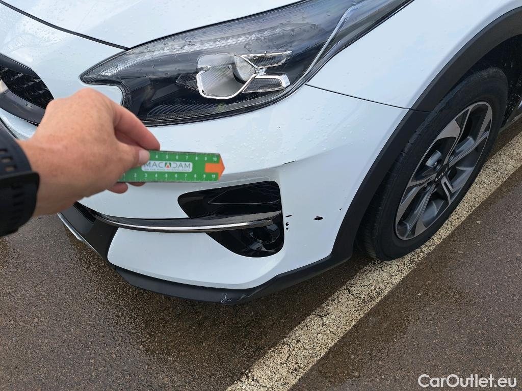  KIA  XCeed KIA  / 2019 / 5P / todoterreno 1.0 T-GDi Drive 88kW (120CV) #28