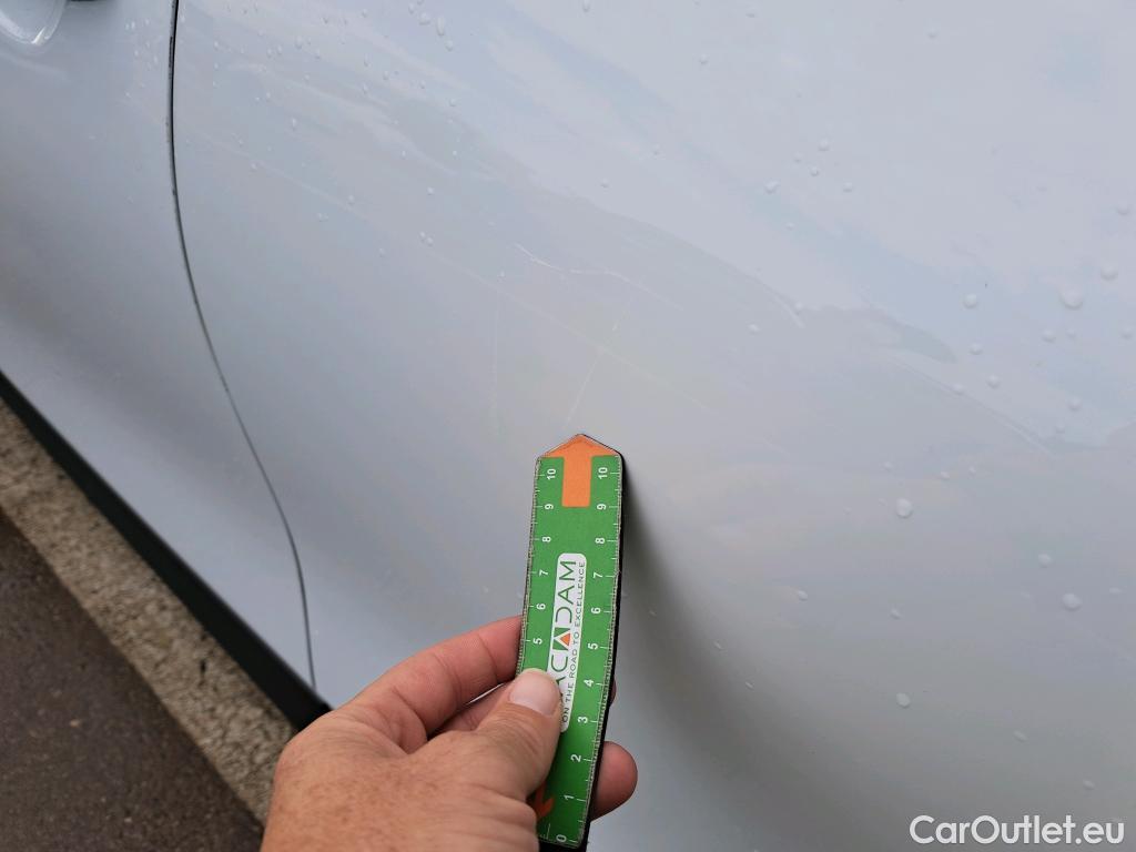  KIA  XCeed KIA  / 2019 / 5P / todoterreno 1.0 T-GDi Drive 88kW (120CV) #4