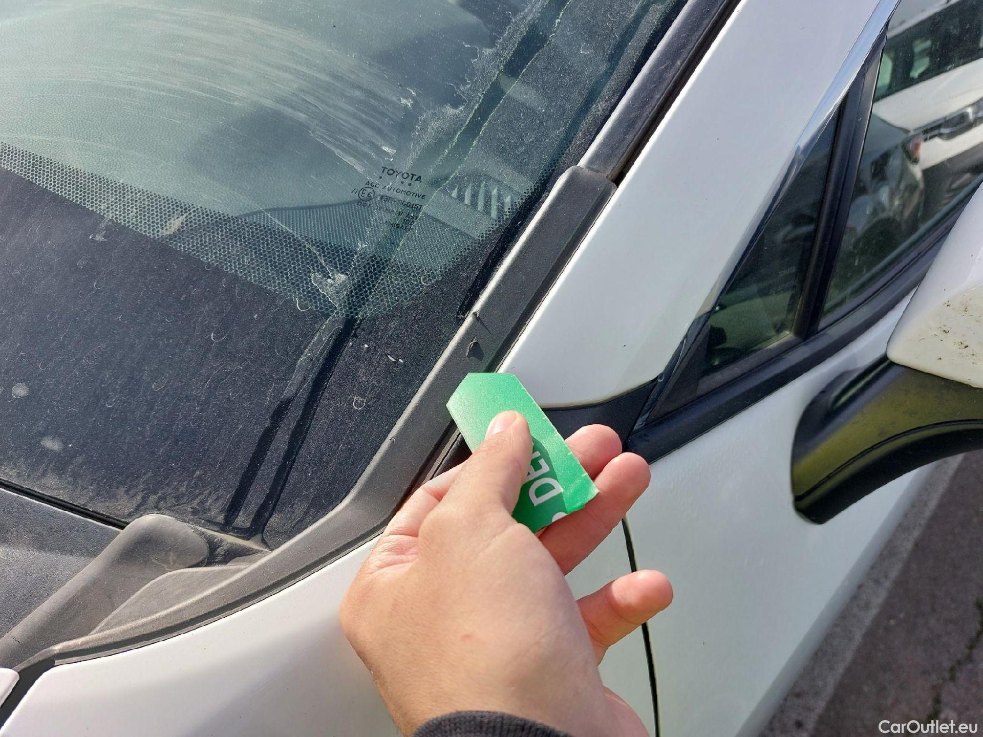  Toyota  RAV4 TOYOTA  / 2018 / 5P / todoterreno 2.5l 220H Advance 4WD #19