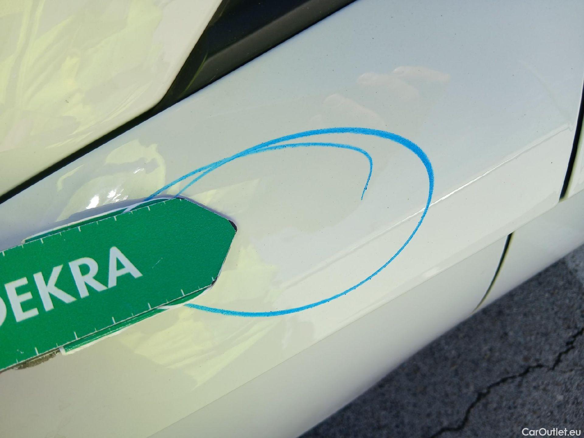  Seat  Ibiza SEAT  / 2017 / 5P / berlina con portón 1.0 MPI 59kW (80CV) Reference Plus(SP) #19