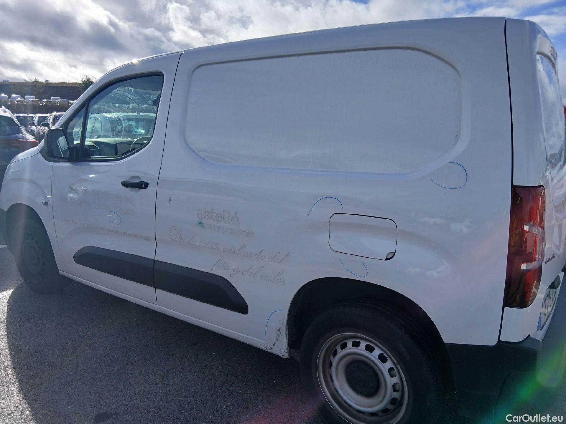  Opel  Combo OPEL  / 2018 / 3P / furgón derivado de turismo 1.5 TD S/S 75kW (100CV) Express L H1 650 (CX) #23