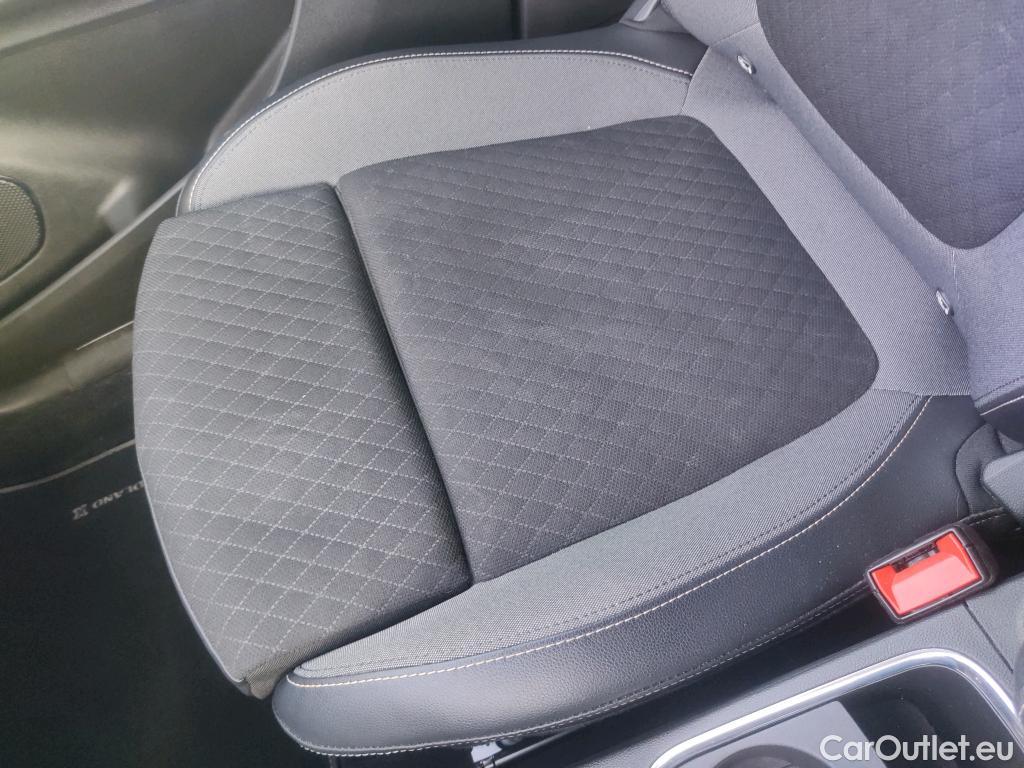  Opel   Grandland X OPEL / 2017 / 5P / todoterreno 1.2 Turbo Ultimate Auto #25