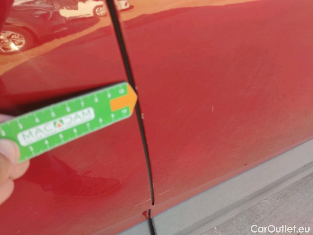  Opel   Grandland X OPEL / 2017 / 5P / todoterreno 1.2 Turbo Ultimate Auto #6