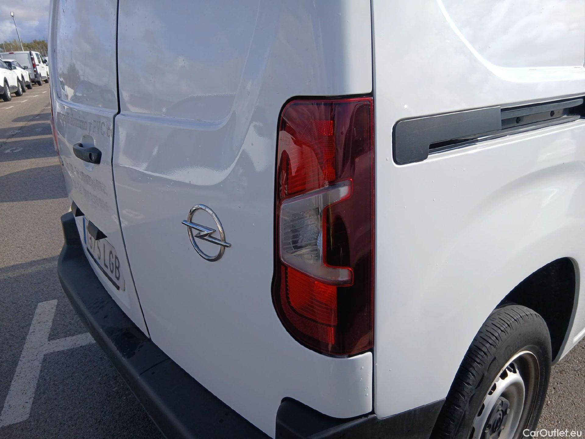  Opel  Combo OPEL  / 2018 / 3P / furgón derivado de turismo 1.5 TD S/S 75kW (100CV) Express L H1 650 (CX) #36