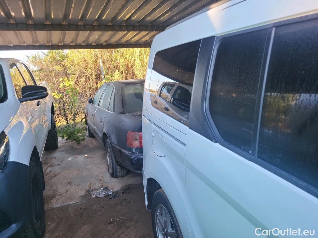  Ford  Grand Tourneo FORD  Connect / 2013 / 5P / monovolumen 1.5 TDCi 74kW (100CV) Titanium #20