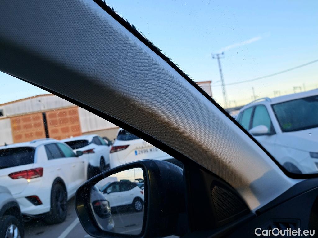  Peugeot  3008 PEUGEOT  Hybrid / 2020 / 5P / todoterreno 225 e-EAT8 Allure #9