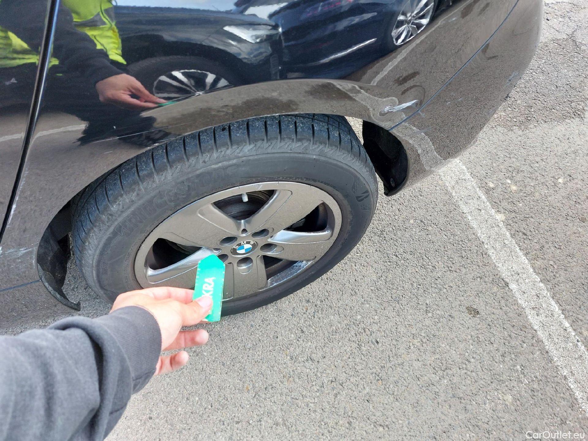  Bmw  Serie 1 BMW  / 2019 / 5P / berlina con portón 118i #18