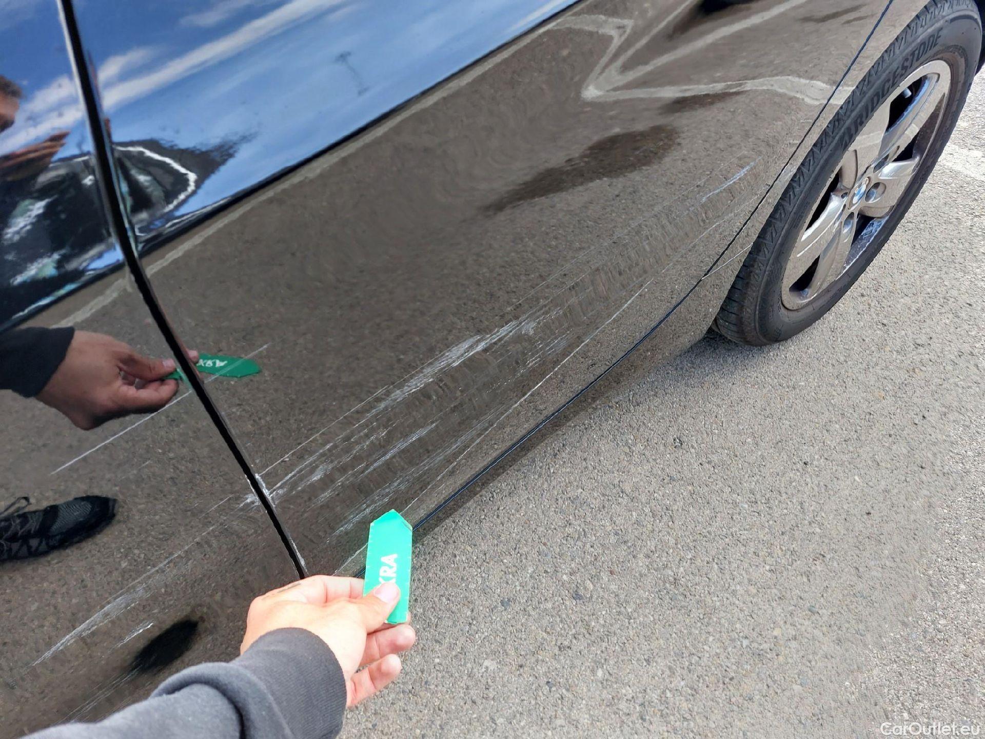  Bmw  Serie 1 BMW  / 2019 / 5P / berlina con portón 118i #14