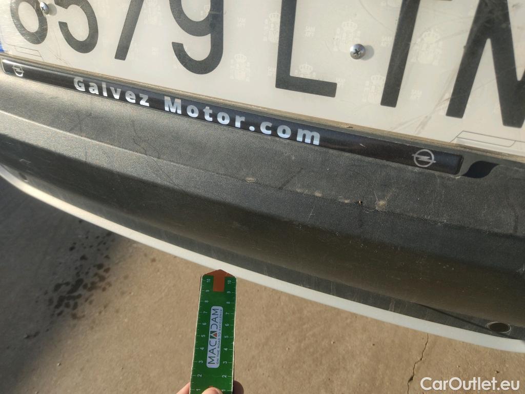  Opel   Grandland X OPEL / 2017 / 5P / todoterreno 1.2 Turbo Ultimate Auto #28