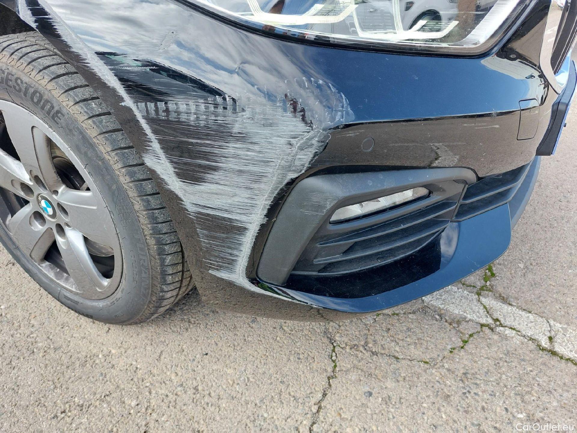  Bmw  Serie 1 BMW  / 2019 / 5P / berlina con portón 118i #3