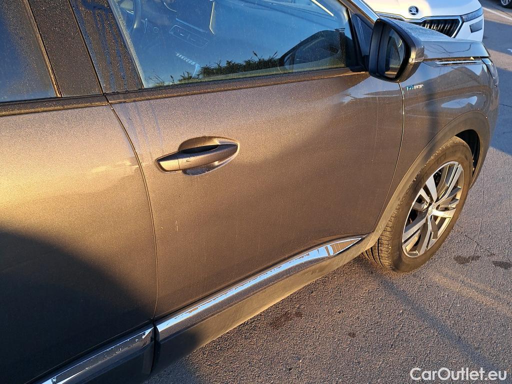  Peugeot  3008 PEUGEOT  Hybrid / 2020 / 5P / todoterreno 225 e-EAT8 Allure #17